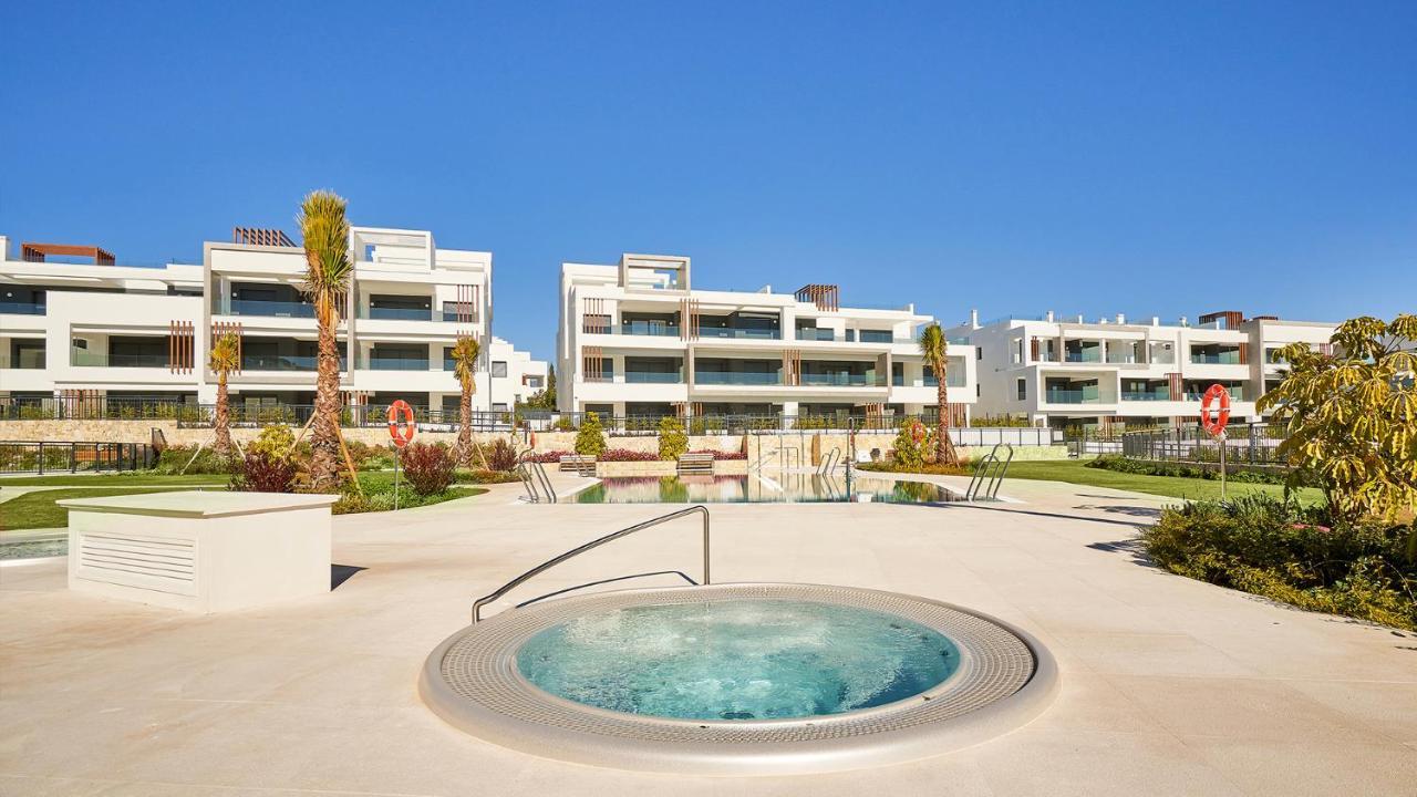 Los Miradores Del Sol By Mar Holidays Estepona Exteriör bild